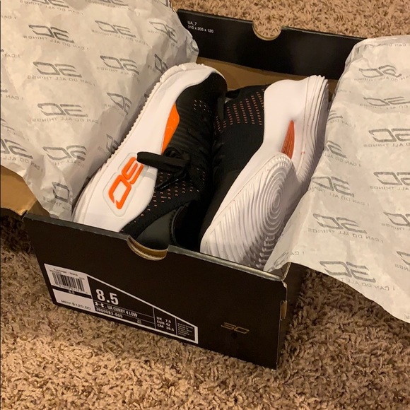 San Francisco Giants Under Armor Curry 4 Low - Picture 4 of 6